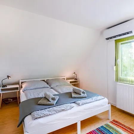 Casa Oliva Private Jacuzzi & Sauna Apartament