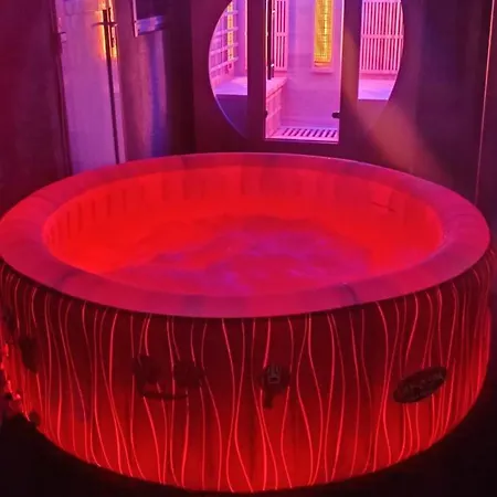 Casa Oliva Private Jacuzzi & Sauna * شيوفوك
